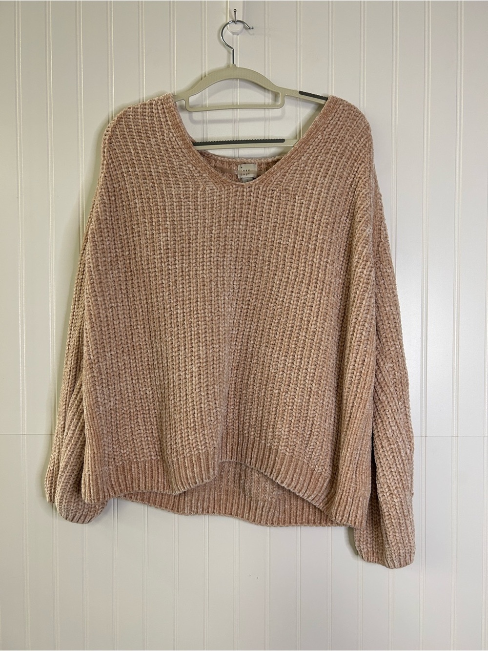A New Day Chunky V-Neck Sweater Size Large